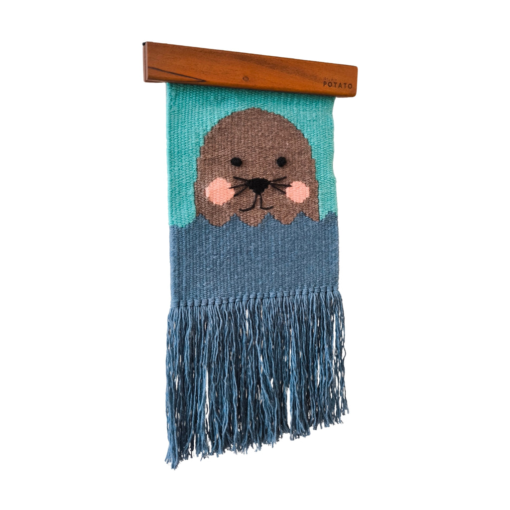 Walrusio El Dokuması Duvar Dekoru