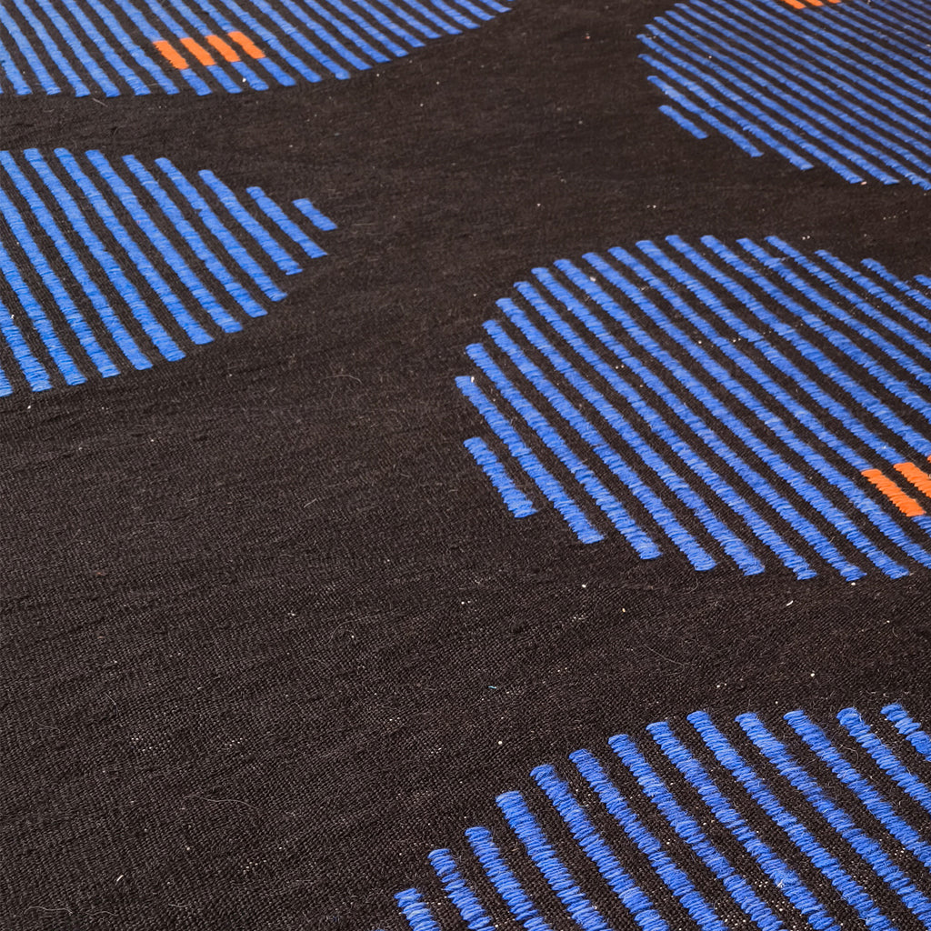 Tokio El Dokuması Kilim