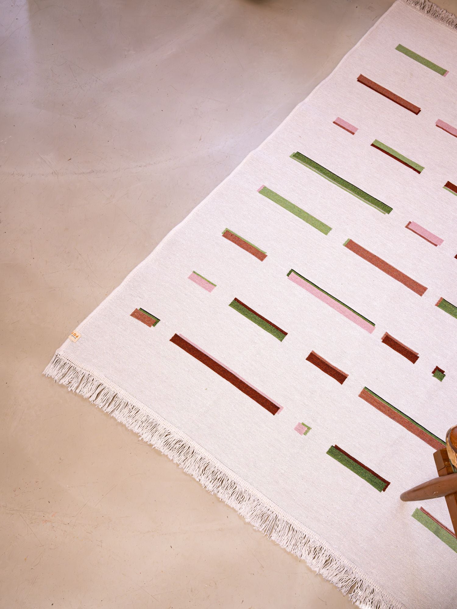 Clockwise Çift Taraflı Kilim