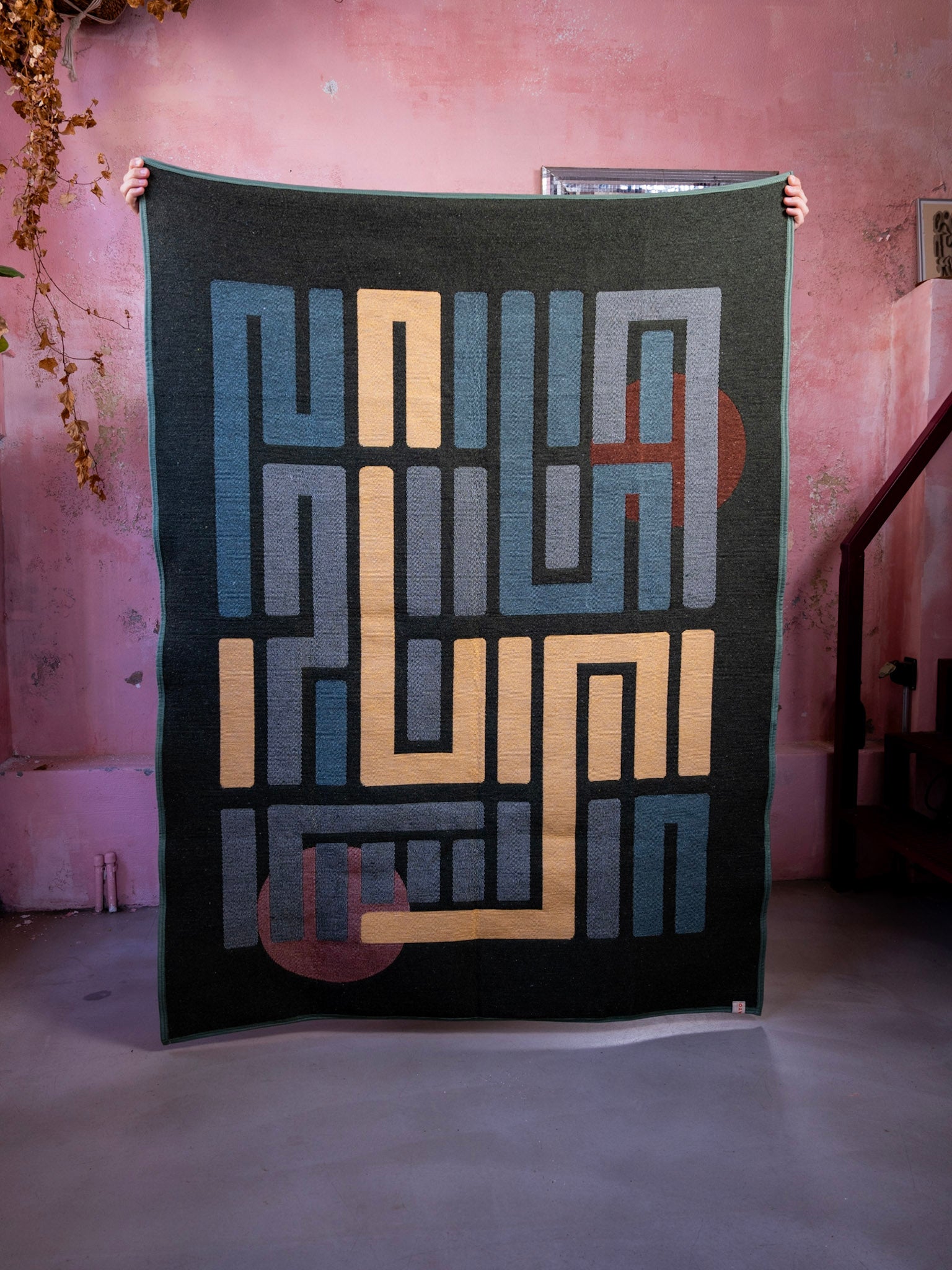 Trail of Light Geri Dönüşümlü Kilim