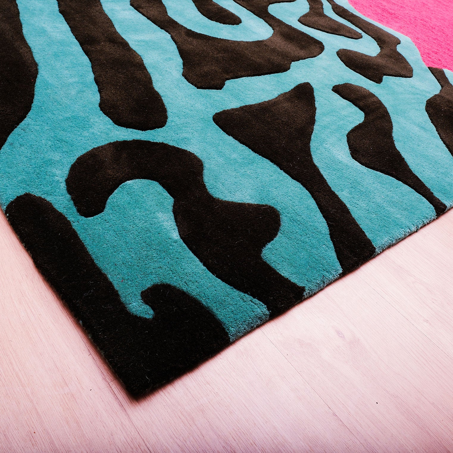 Coral El Yapımı Tuft Halı