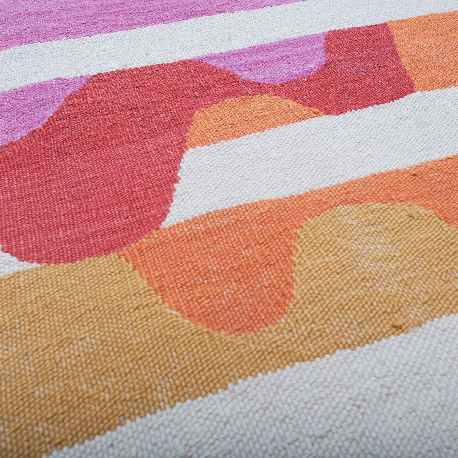 Pink Divison El Dokuması Kilim