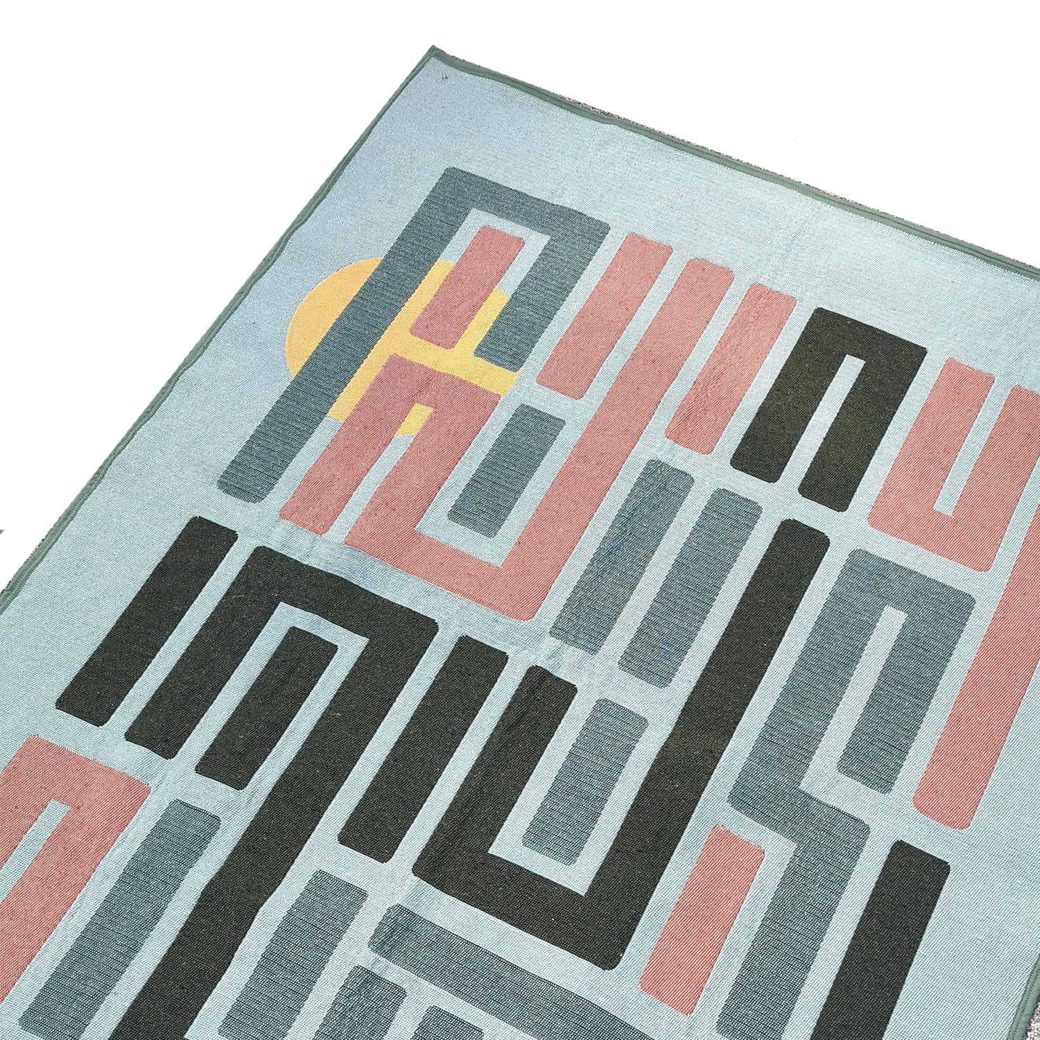 Trail of Light Geri Dönüşümlü Kilim