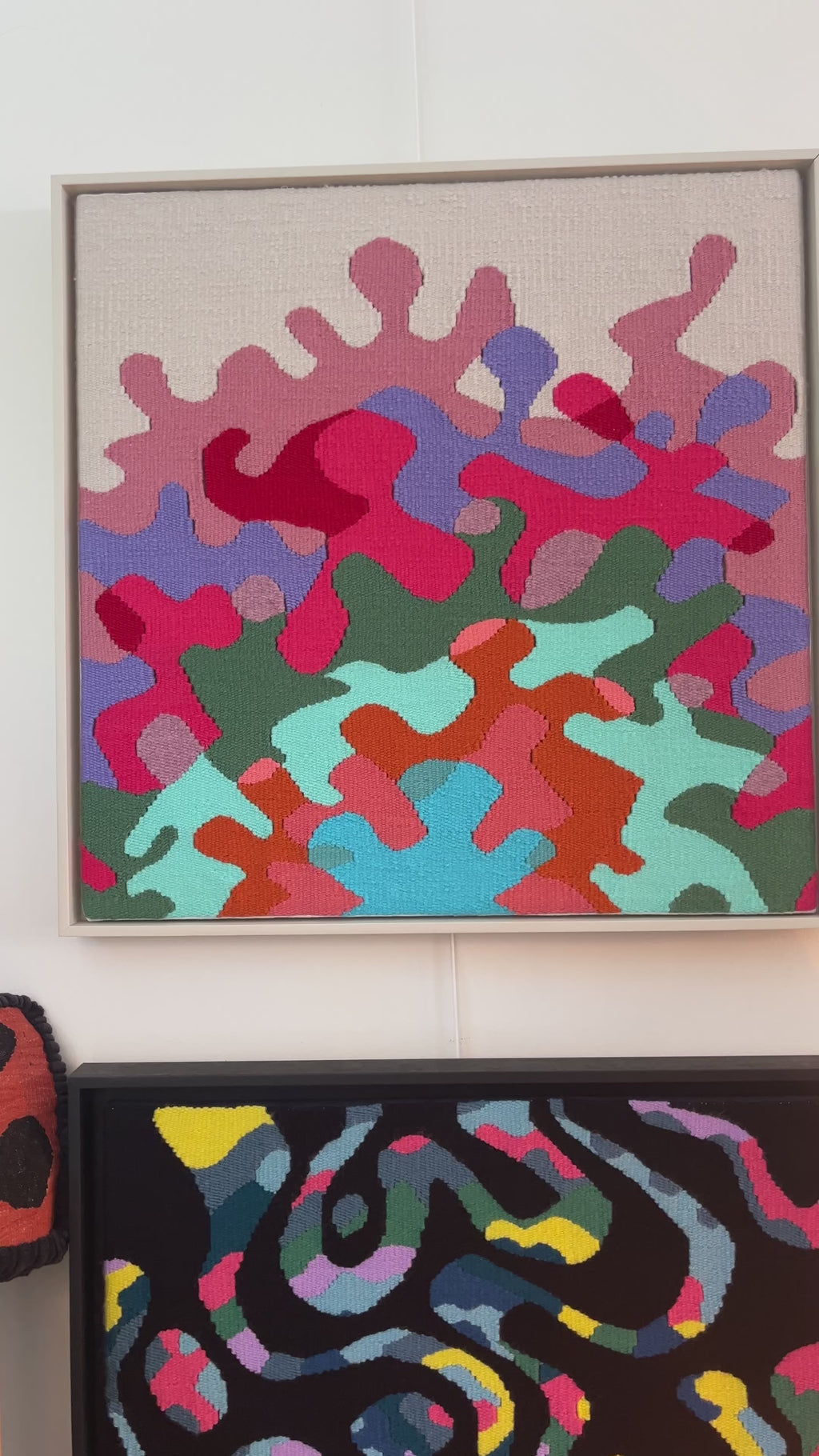 Messy Invasion Duvar Dekoru