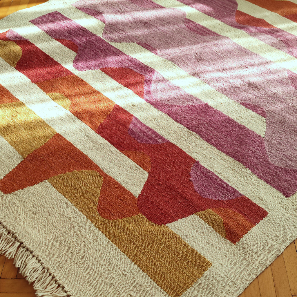 Pink Divison El Dokuması Kilim